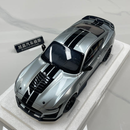 AUTOart 1/18 Ford Mustang Shelby GT500 Silver 73096