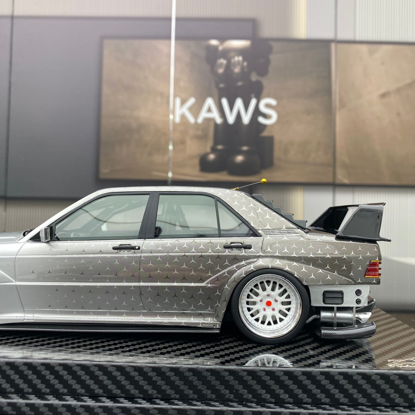 VIP 1/18 Mercedes-Benz 190E Silver Star Limited Edition car model ornaments