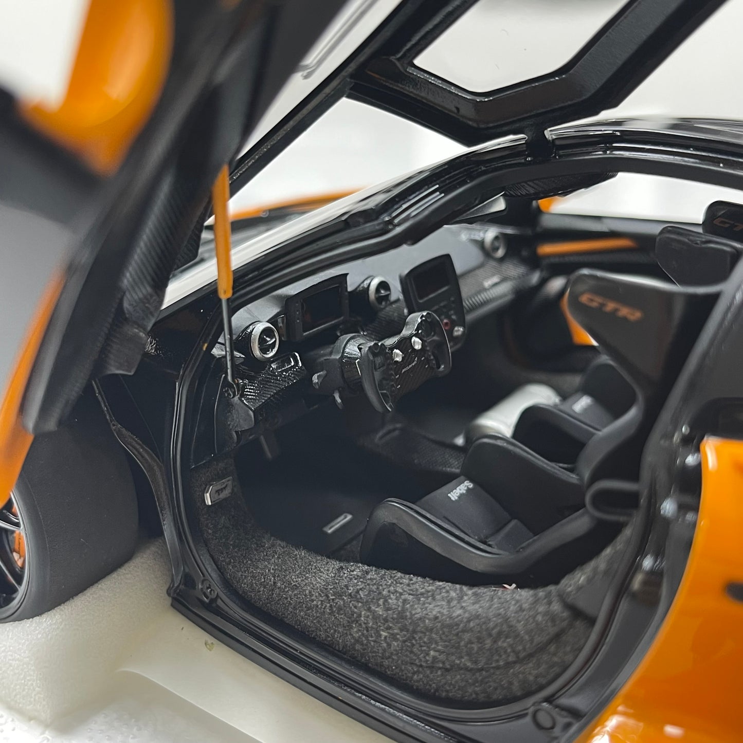 AUTOart 1/18 McLaren Senna GTR – Orange (81956)