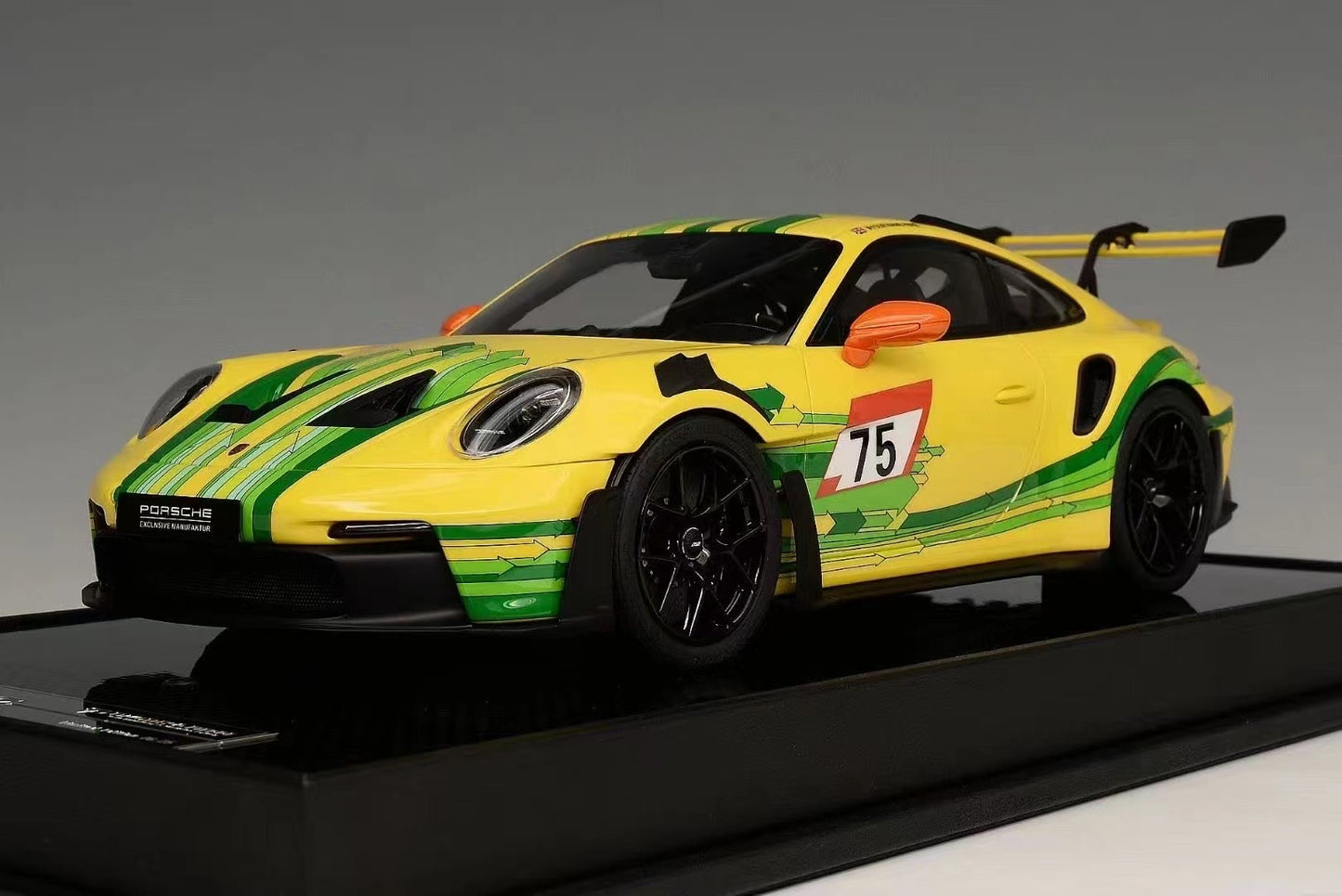 TP 1/18 Porsche 992GT3RS limited edition simulation car model ornament