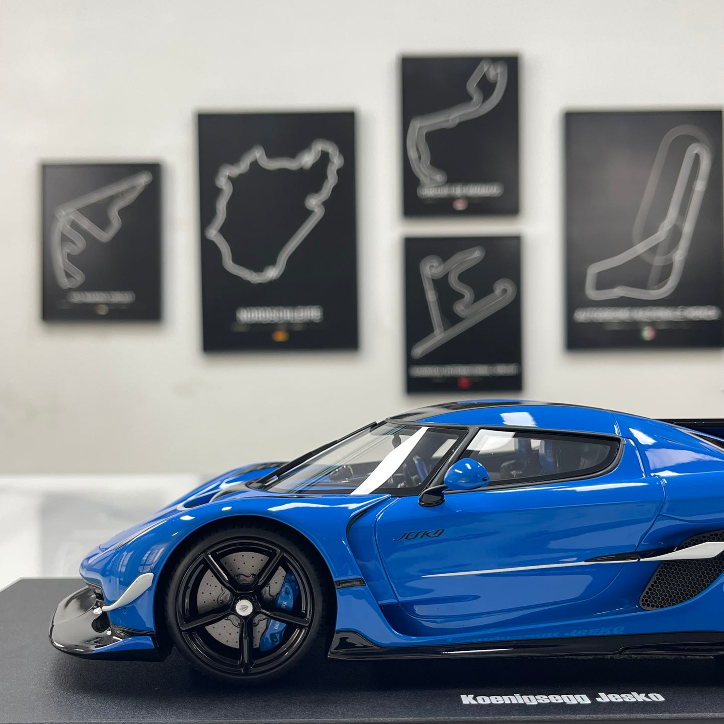 GT Spirit 1/18 Koenigsegg Jesko Blue GT1002