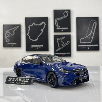 MINICHAMPS 1/18 BMW M5 2024 Metallic Blue 110023802