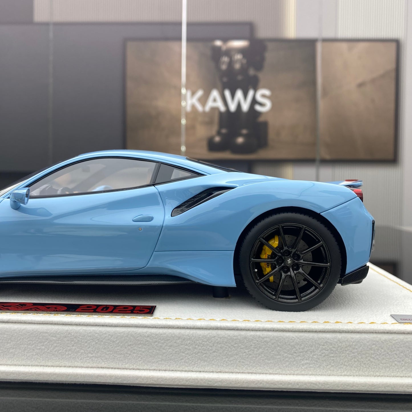 MR 1/18 2025 Year of the Snake Edition Ferrari 488 pista Plata Blue car model