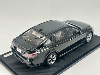 Ignition Model 1/18 Toyota Crown Black Resin Model Car