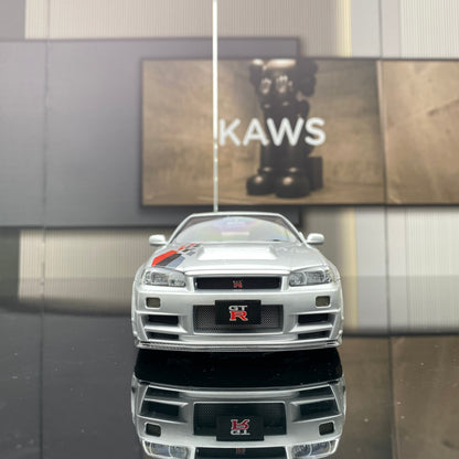 MOTORHELIX 1/18 NISMO SKYLINE GT-R (R34) Modelo de coche de simulación totalmente abierto de aleación PERSONALIZADO POR NISMO