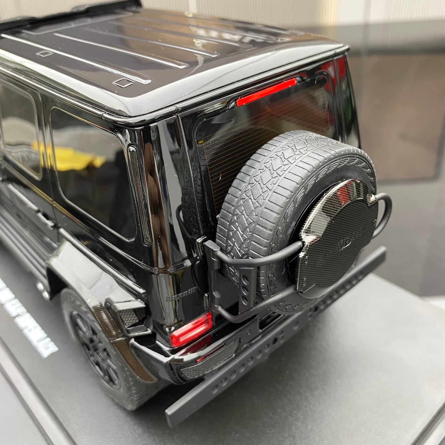 GT Spirit 1/18 Mercedes-Benz Brabus G800 4×4 Black Simulation Car Model Ornaments Gift GT500