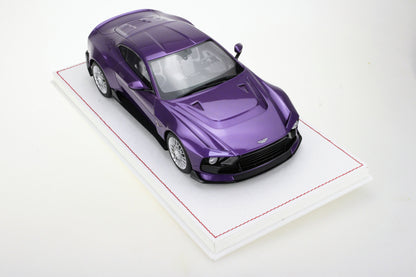 Runner 1/18 Aston Martin Valour limited edition resin simulation car model ornaments