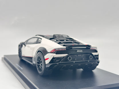 TOPSPEED 1/18 Lamborghini Huracan Sterrato White Simulated Car Model TS0610