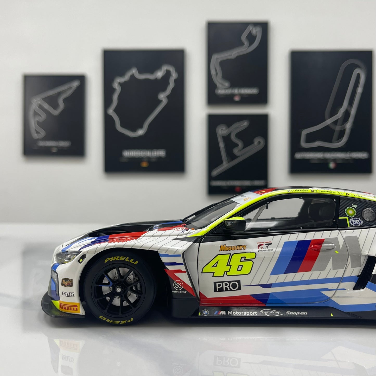 MINICHAMPS 1/18 BMW M4 GT3 TEAM WRT 12H BATHURST 2025 White Paint 110252046