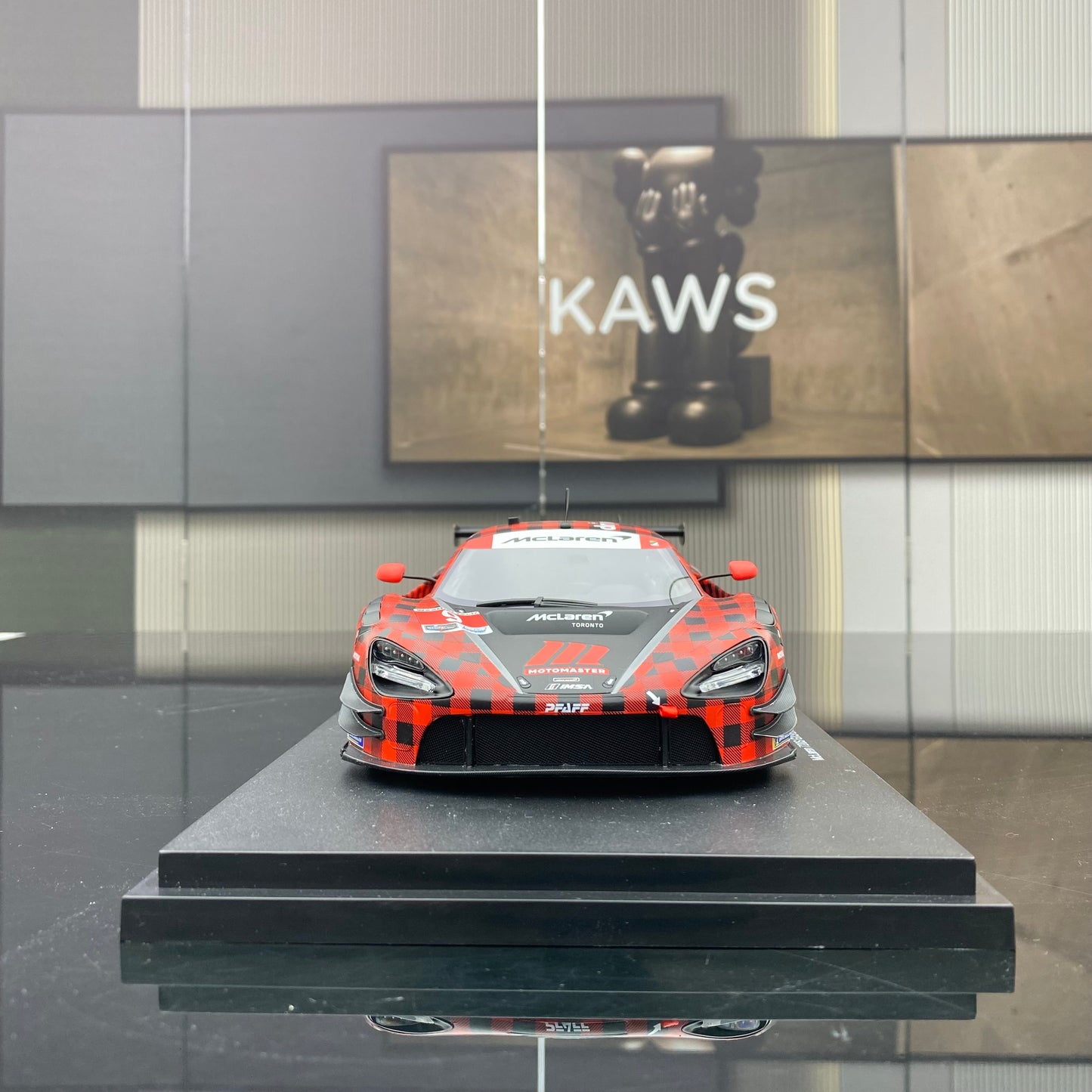 Topspeed 1/18 McLaren 720S GT3 EVO Simulation Resin Car Model Ornaments