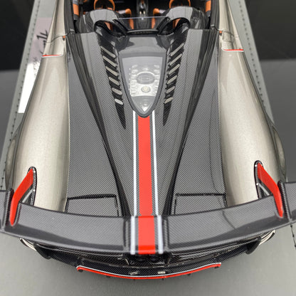 Adorno de coche de edición limitada Pagani Huaya BC #20 Silver Convertible a escala 1/18 de BBR