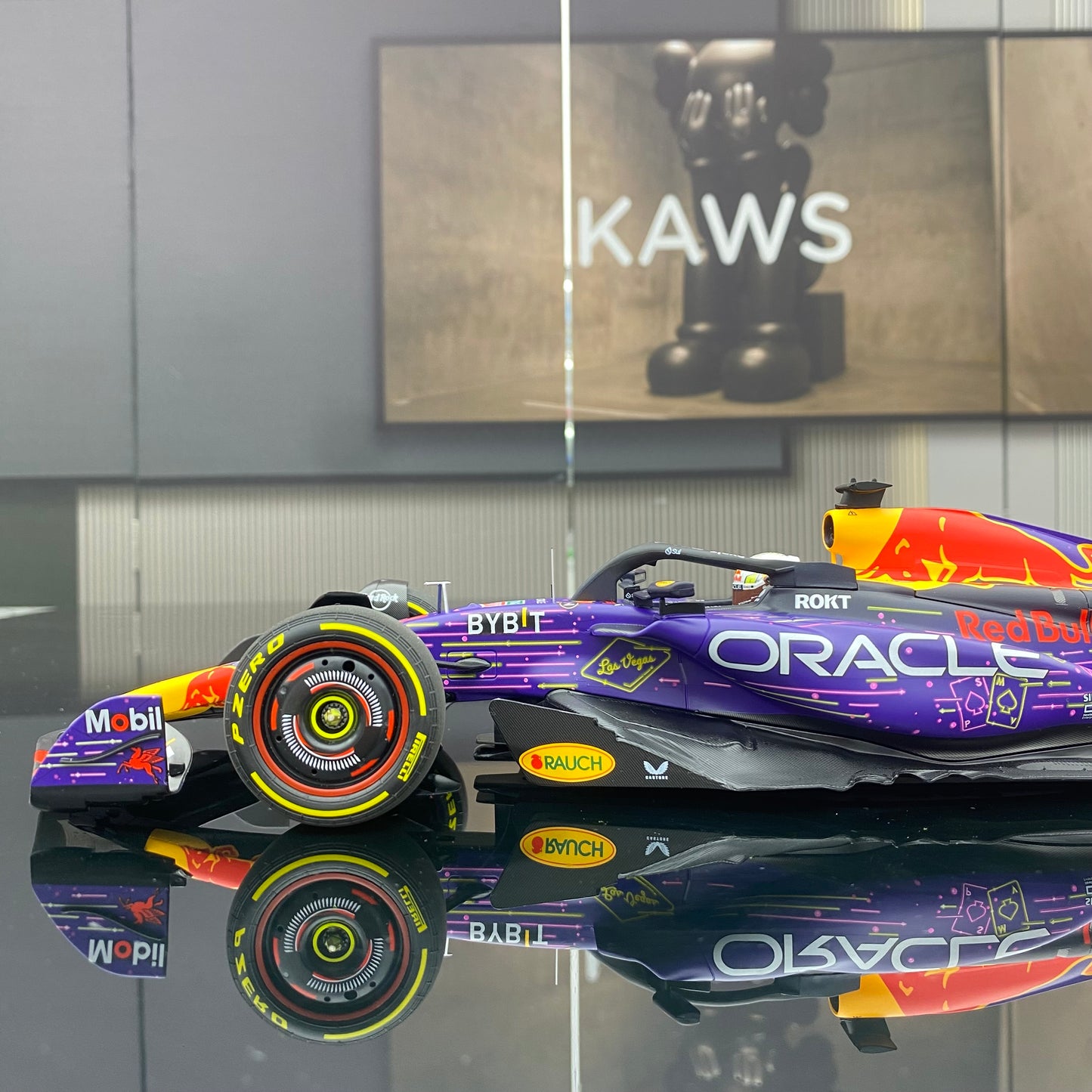 MINICHAMPS 1/18 ORACLE RED CULL RACING RB19 MAX VERSTAPPEN GANADOR DEL GP DE LAS VEGAS 2023