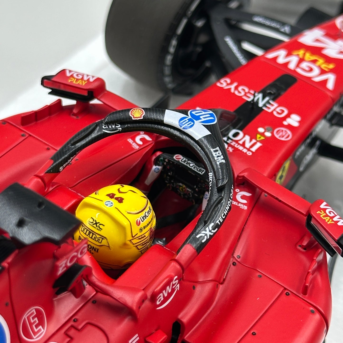 BBR 1/18 Ferrari SF-23 #44 Hamilton Red BBR2318T44