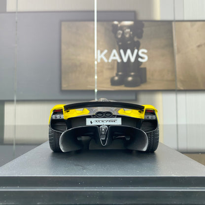 Topspeed 1/18 Aston Martin Valkyrie Sunburst simulation car model ornament