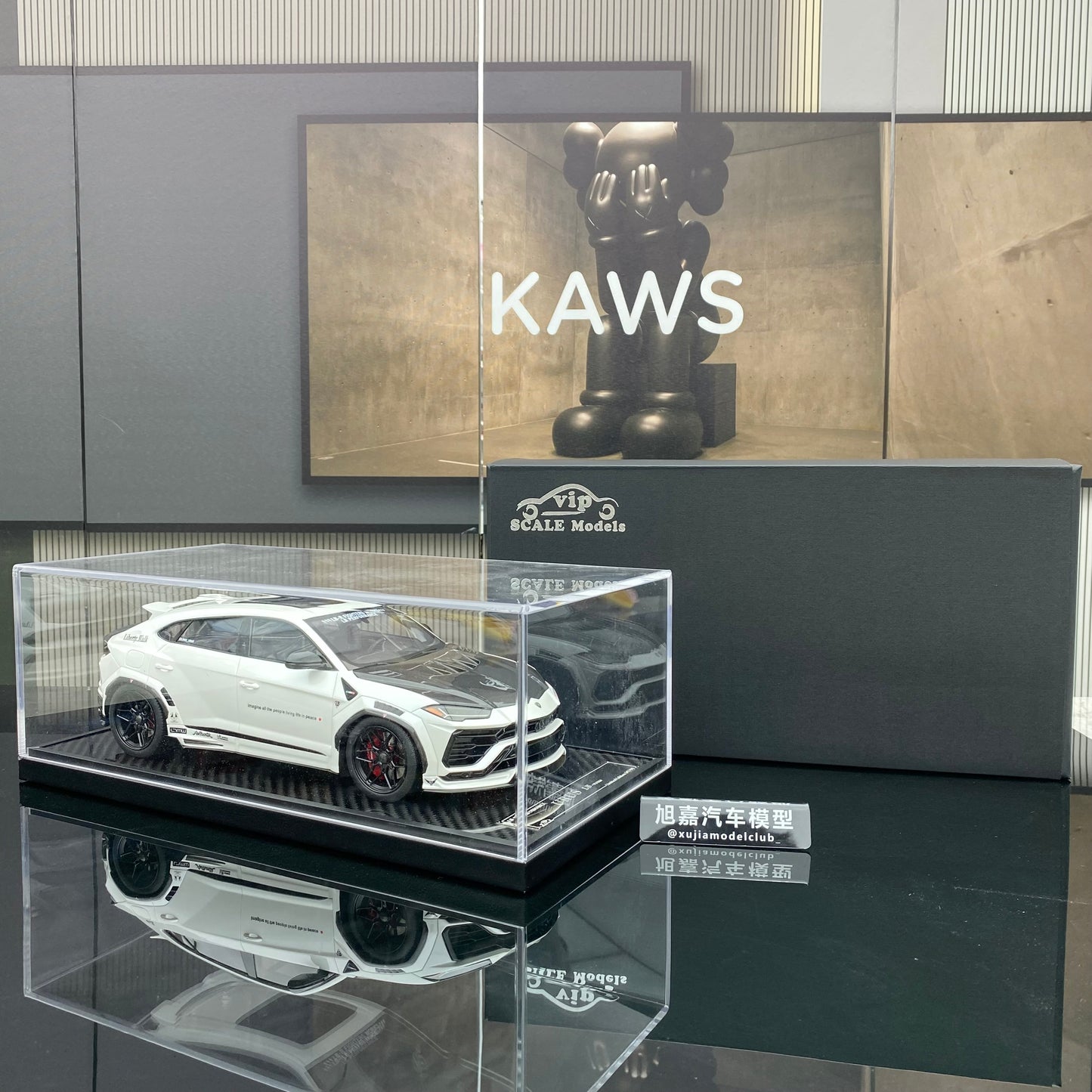 Vip Scale Models 1/18 Lamborghini URUS LBWK limited edition simulation resin car model