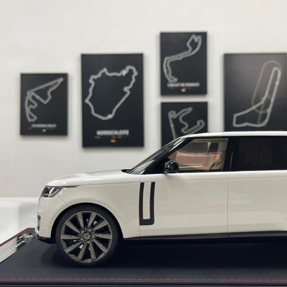 BBA MODEL 1/18 Land Rover Range Rover SVAutobiography Long Wheelbase — White Resin Model Car