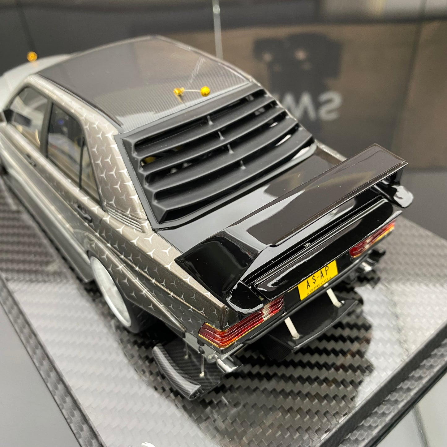 VIP 1/18 Mercedes-Benz 190E Silver Star Limited Edition car model ornaments