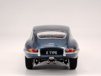 Kyosho 1/18 Jaguar E TYPE alloy simulation model car birthday gift ornaments
