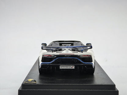Looksmart 1/43 Lamborghini SVJ Convertible Simulated Car Model