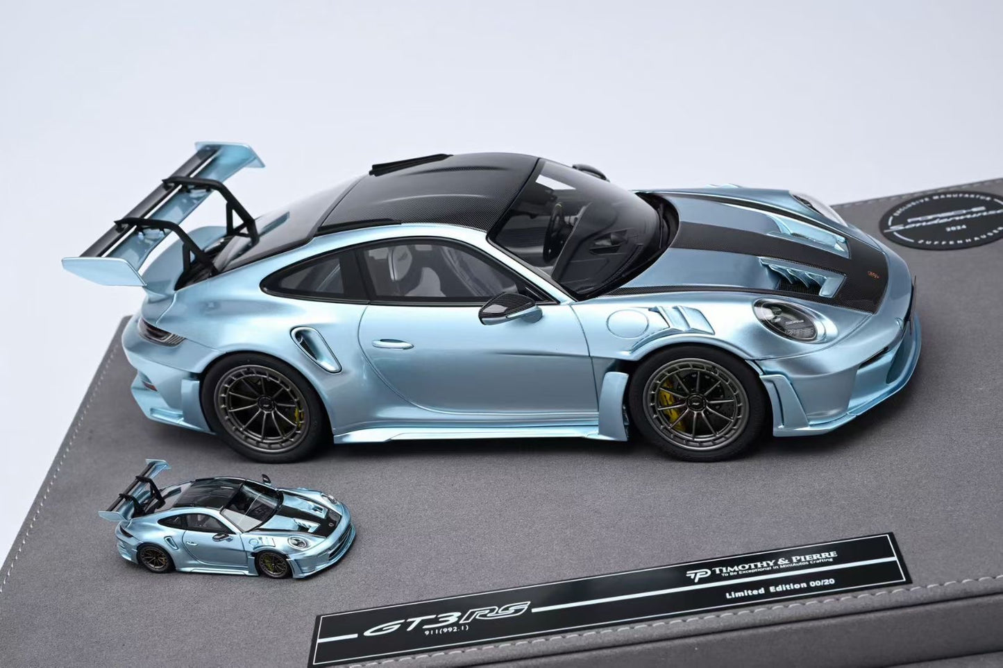 TP 1/18 Porsche 911 GT3RS Two-Car Set