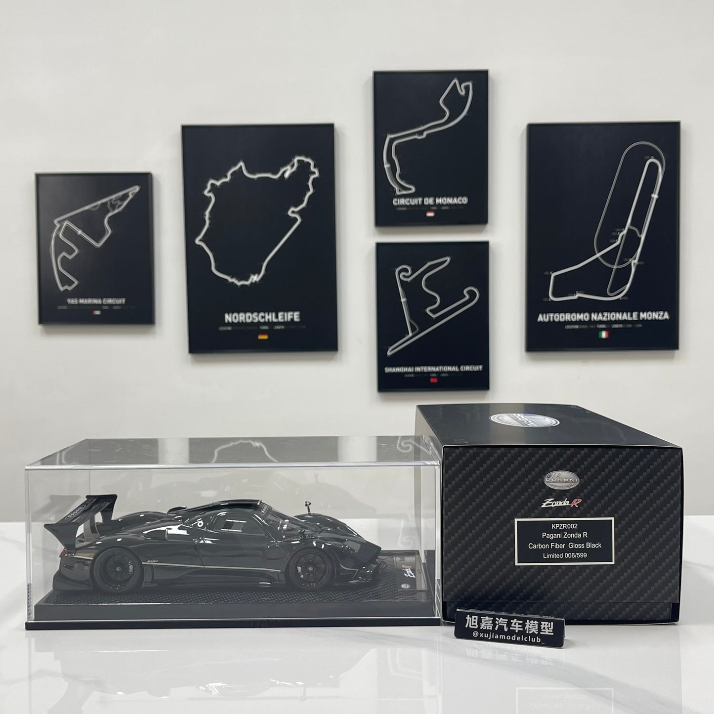 KASH MODEL 1/18 Pagani Zonda R Gloss Carbon Black KPZR002