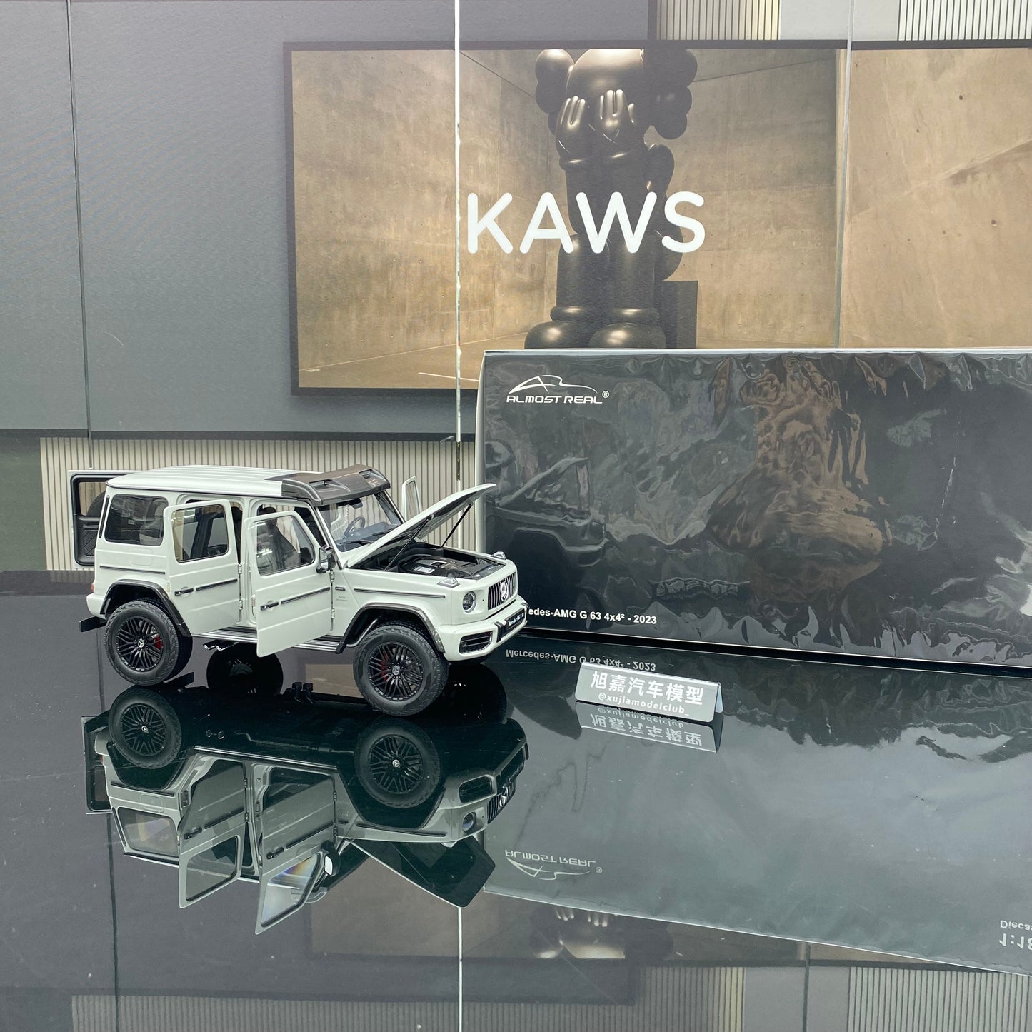 Almost Real 1/18 Mercedes-Benz AMG G63 4×4 2023 Alloy Fully Open Simulation Car Model Ornament