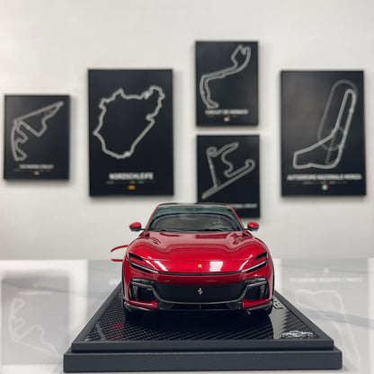 BBR 1/18 Ferrari Pursangue, black top, carbon fiber base metallic red HE180052BCH