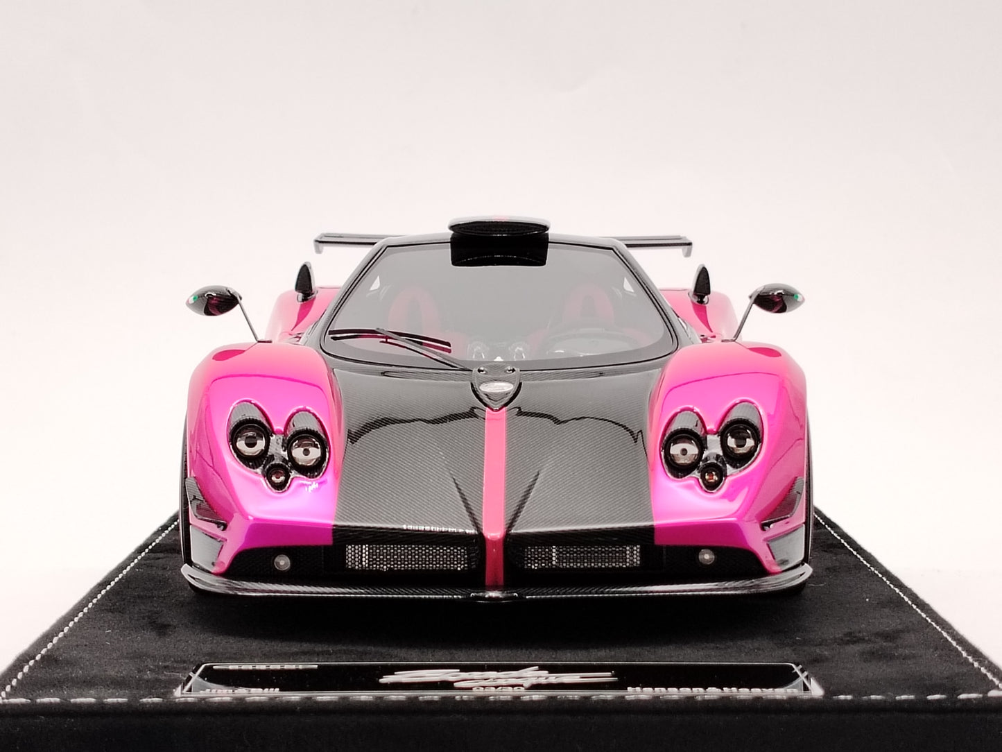 HH Model 1/18 Pagani Zonda Cinque Coupe Electric Pink Limited Edition Car Model