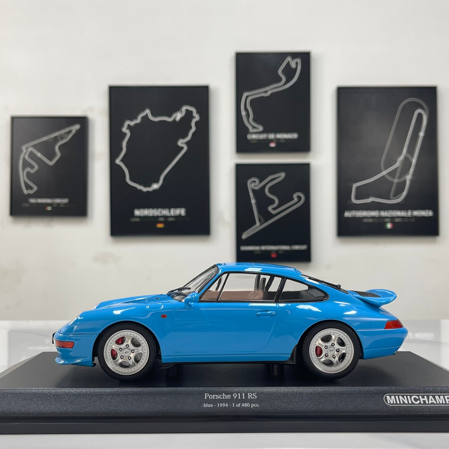 MINICHAMPS 1/18 Porsche 911 RS (993) - 1994 Blue 155061121