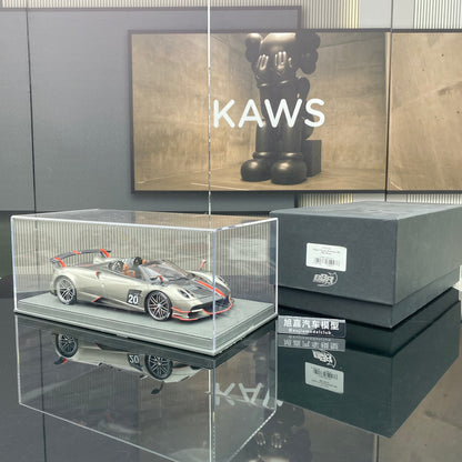 Adorno de coche de edición limitada Pagani Huaya BC #20 Silver Convertible a escala 1/18 de BBR