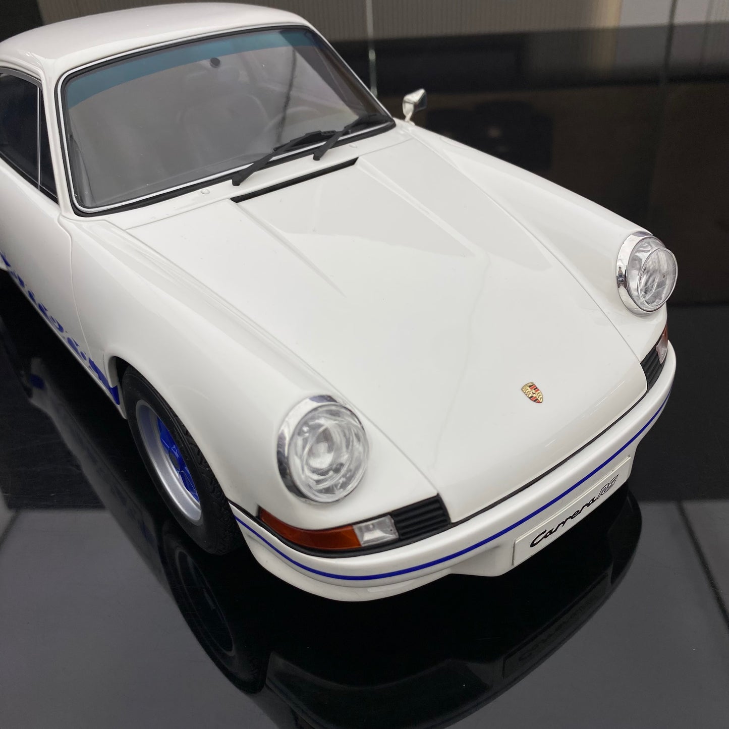 GT spirit 1/12 Porsche 911 2.7rs 1973 old car model ornaments GT921