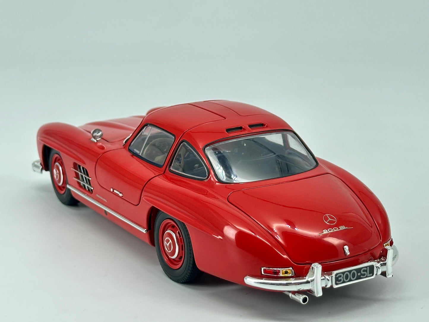 MINICHAMPS 1/18 Mercedes Benz 300SL Full Open Red Simulation Car Model 183039004