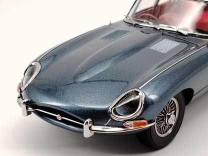 Kyosho 1/18 Jaguar E TYPE alloy simulation model car birthday gift ornaments
