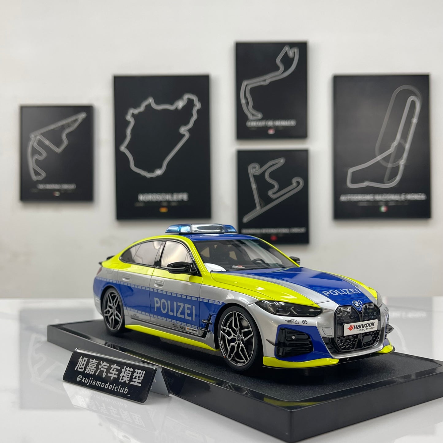 OTTO 1/18 BMW AC Schnitzer ACS4 Polizei 2022 (Blue & Silver Livery) OT1205