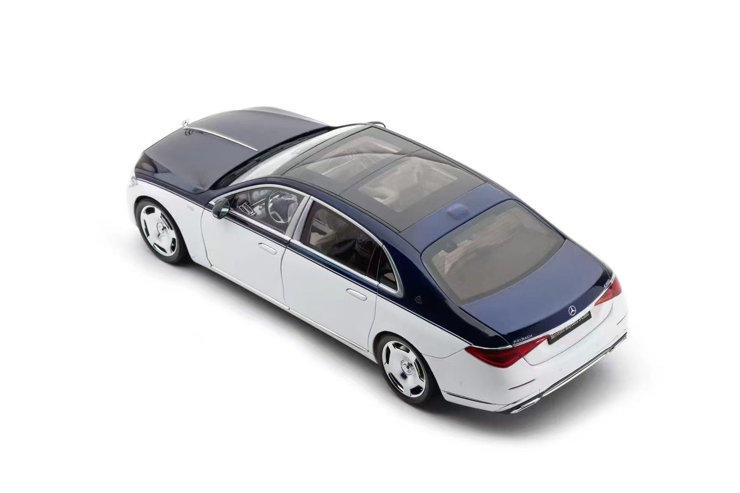 Almost Real 1/18 Mercedes-Benz Maybach S680 S-Class Alloy Fully Open Simulation Car Model Collection Ornament Gift