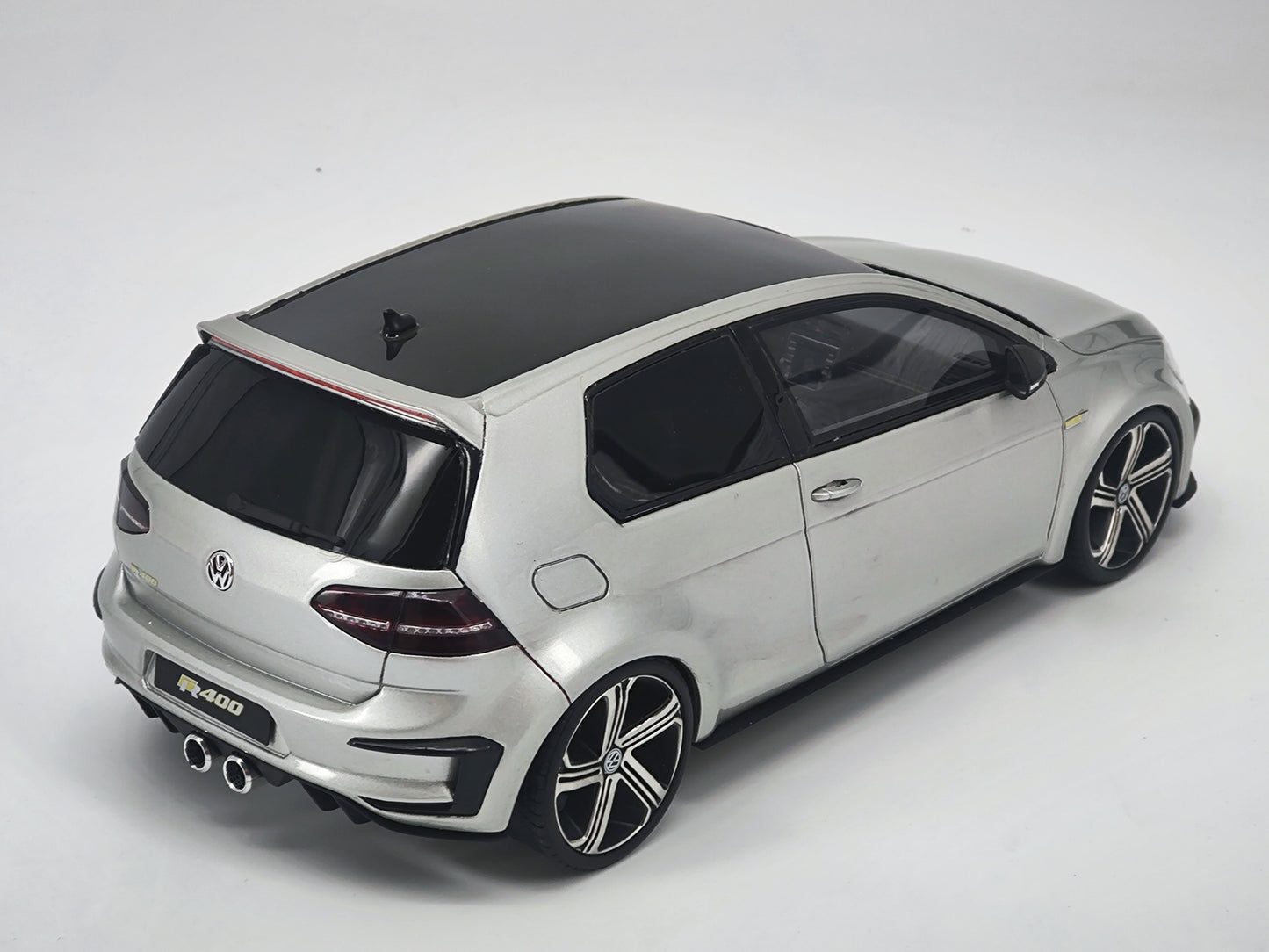 OTTO 1/18 Volkswagen Golf A7 R400 Simulation Car Model Ornaments