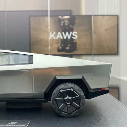 TOP Marques 1:18 Tesla Cybertruck resin car model