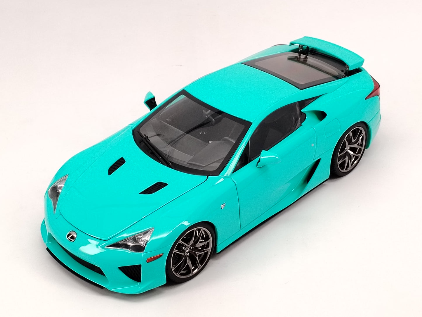 WELL 1/18 Lexus LFA Tiffany Blue Alloy Car Model