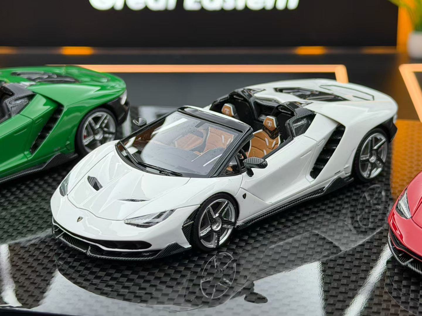 MR 1:43 Lamborghini Centenario Roadster Three-Car Set 01/01 DDJ113