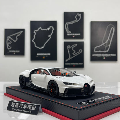 BBA MODEL 1/18 Bugatti Chiron Profilée – Black & White Panda