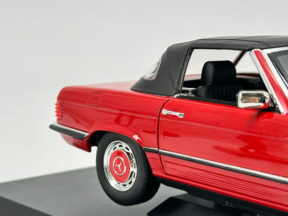 Norev 1/18 Mercedes Benz 350sl 1986 + Bruce Lee figure red car model