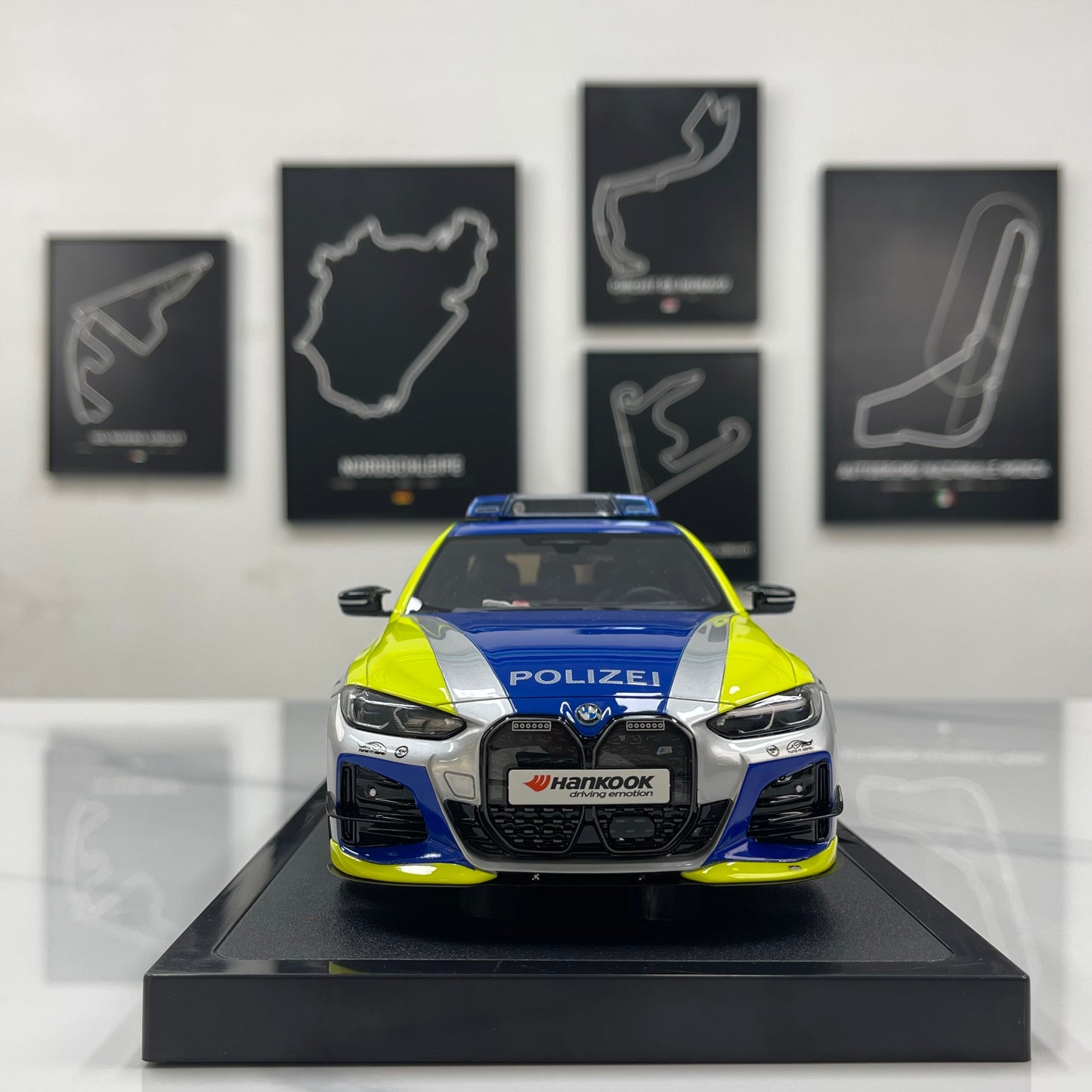 OTTO 1/18 BMW AC Schnitzer ACS4 Polizei 2022 (Blue & Silver Livery) OT1205