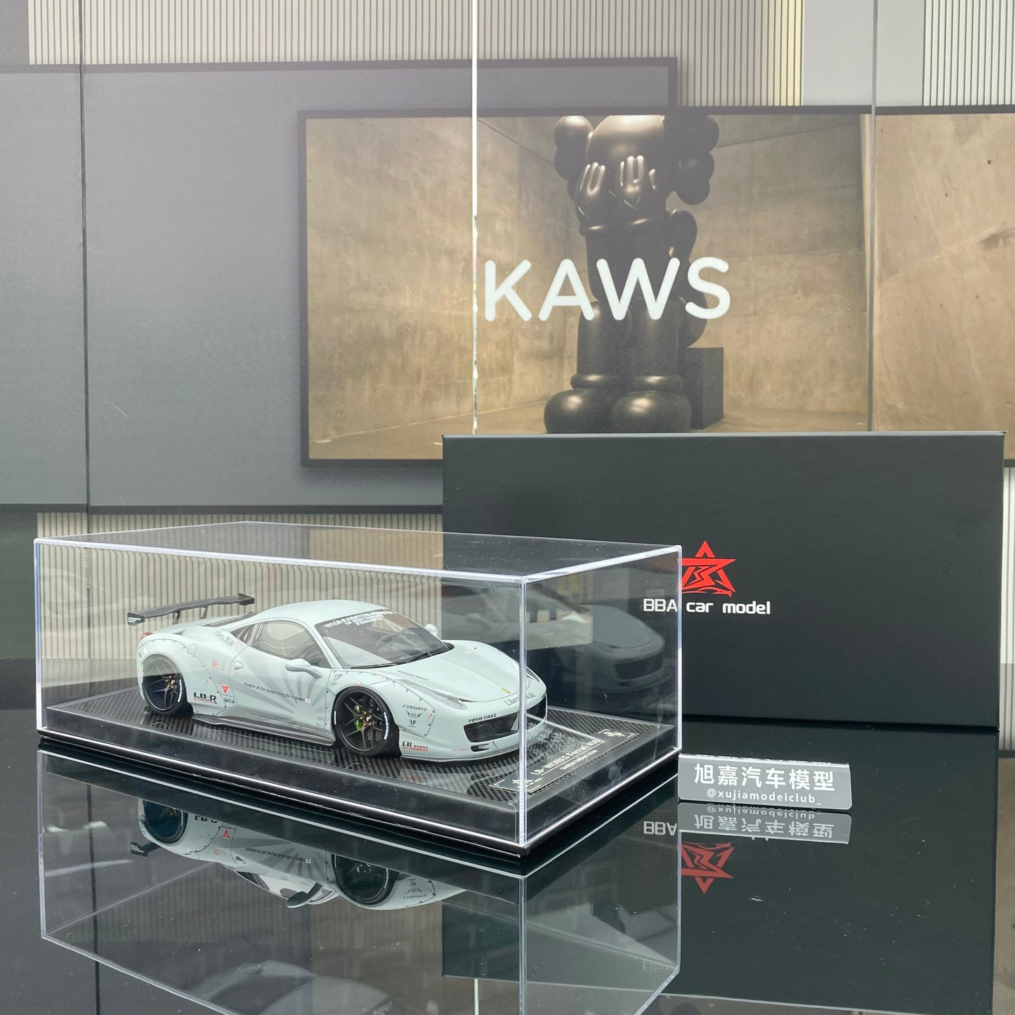 BBA CAR MODEL 1/18 Ferrari 458 modified gray simulation car model
