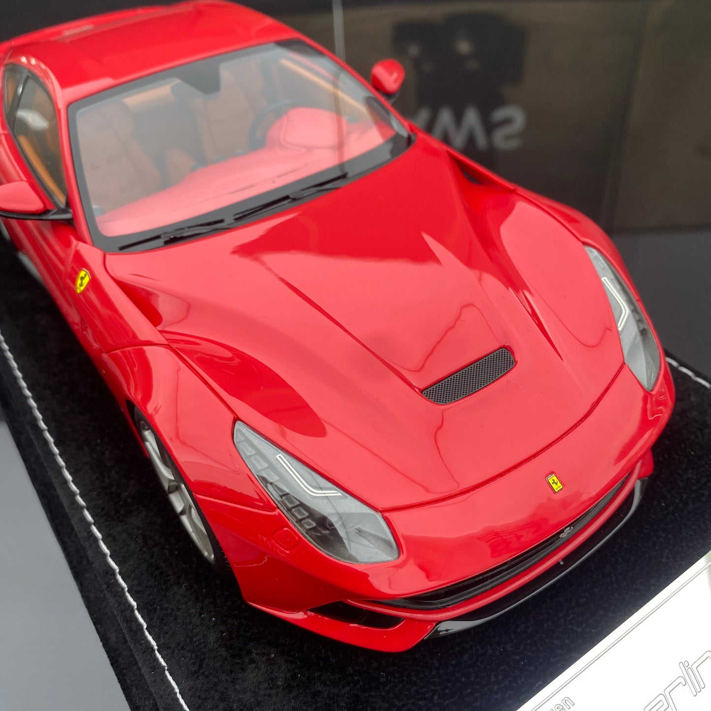 Adornos para el modelo Ferrari F12 Berlinetta rojo estándar de edición limitada, modelo HH 1/18