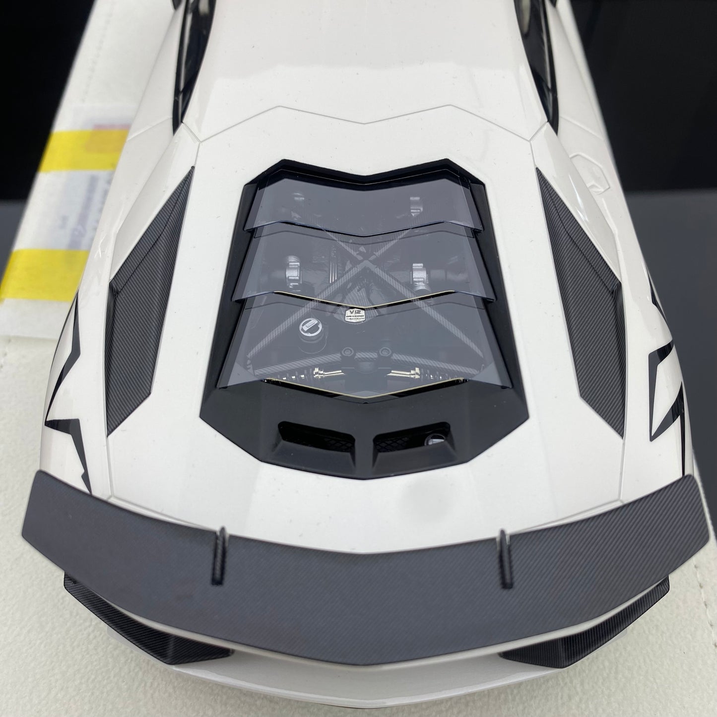 MAKE UP 1/18 Lamborghini Aventador LP750-4 SV limited edition car model