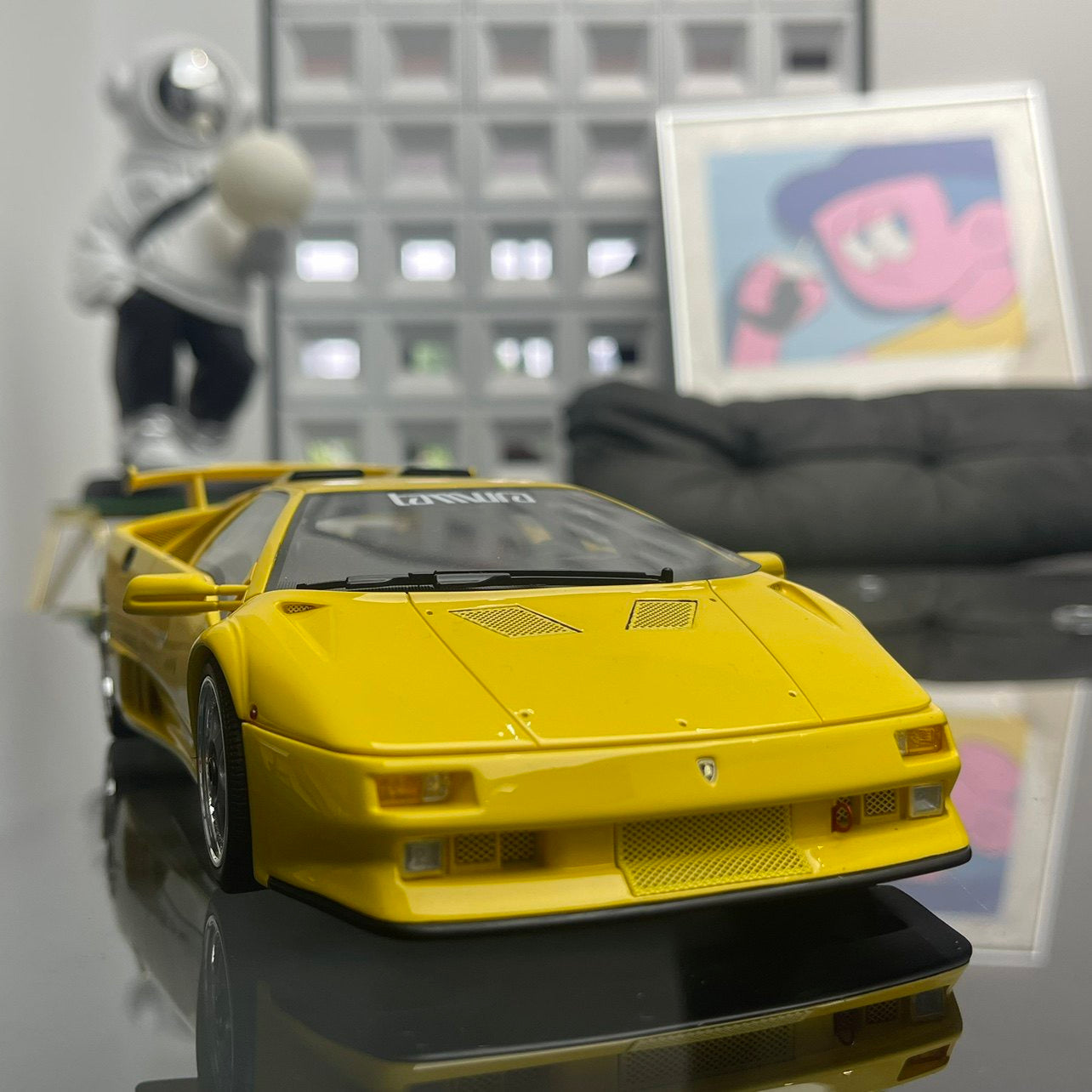 GT Spirit 1/18 Lamborghini Diablo Jota Corsa yellow sports car resin car model