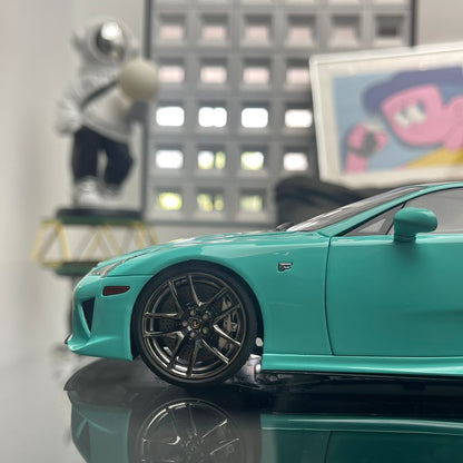 WELL 1/18 Lexus LFA Lexus Street Edition Alloy Simulation Car Model Collection
