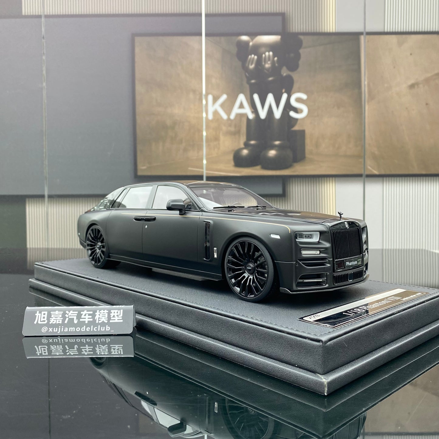 VMB 1/18 Rolls-Royce Phantom Matt Black Glossy Black Double Color Matching Limited Edition Car Model Ornament