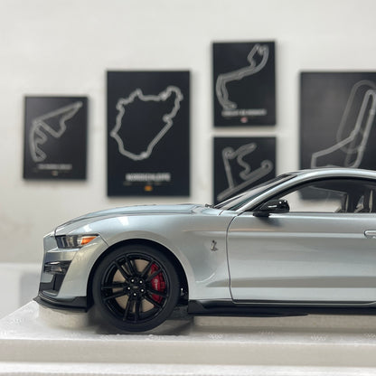 AUTOart 1/18 Ford Mustang Shelby GT500 Silver 73096