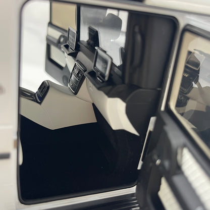 Almost Real 1/18 Mercedes-Benz G 650 Landaulet – Metallic White (820213)